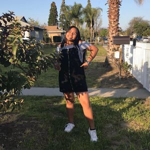 Meet your Posher, Annette